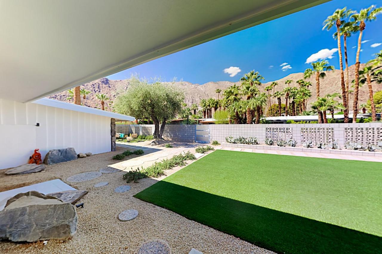 Mid Century Alexander Stunner In Vista Las Palmas Permit# 3800 Villa Palm Springs Exterior photo