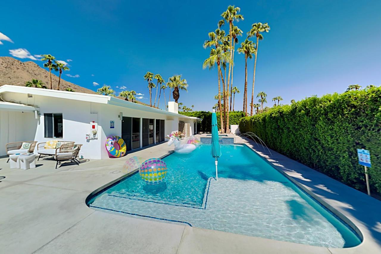 Mid Century Alexander Stunner In Vista Las Palmas Permit# 3800 Villa Palm Springs Exterior photo